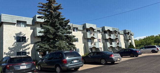 5322-5346 46 St in Vegreville, AB - Building Photo - Building Photo