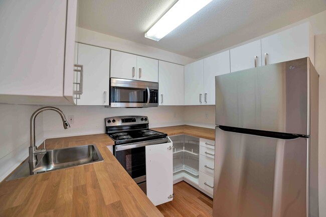 property at 8320 SE Franklin St
