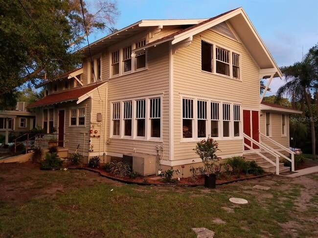 property at 835 7th Ave S