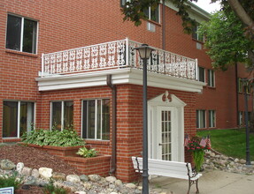 Silverleaf Apartments in Fergus Falls, MN - Foto de edificio - Building Photo