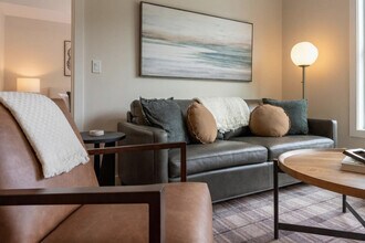 901-907 7 St N in Golden, BC - Building Photo - Building Photo