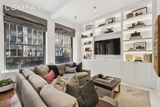 31-33 E 28th St, Unit 3W in New York, NY - Building Photo - Building Photo