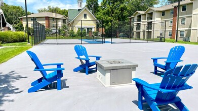 Cypress Pointe in Louisville, KY - Building Photo - Building Photo