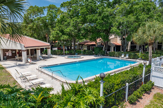 Tarpon Woods Condominiums in Palm Harbor, FL - Building Photo - Building Photo