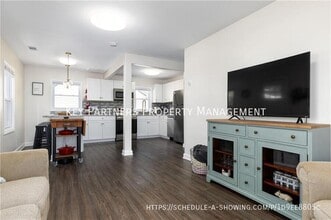 736 S Cherry St in Olathe, KS - Building Photo - Building Photo