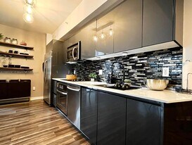 31 SE 6th St, Unit 408 in Miami, FL - Building Photo