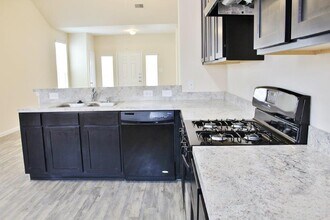9726 Floria Ct in Houston, TX - Foto de edificio - Building Photo
