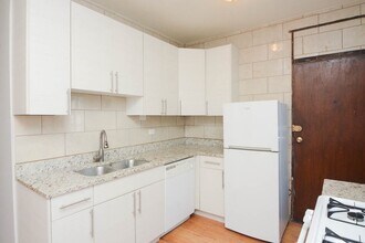 4232 N Paulina St, Unit J06W in Chicago, IL - Foto de edificio - Building Photo