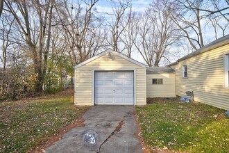2720 Gibson St in Flint, MI - Building Photo - Building Photo