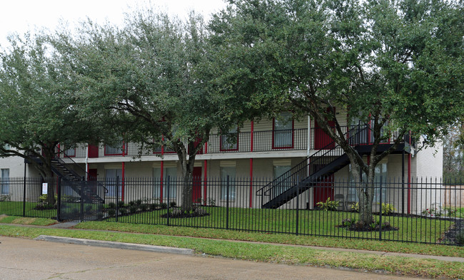 Crystal Star in Houston, TX - Foto de edificio - Building Photo