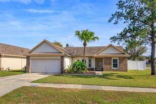 3711 Linsbury St in Orlando, FL - Building Photo