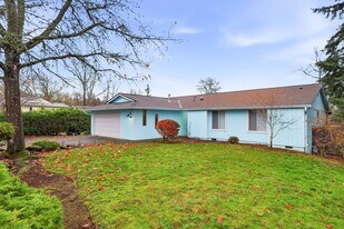 8500 SW Parkview Loop in Beaverton, OR - Building Photo