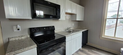 39 E Willow St in Elizabethtown, PA - Building Photo - Building Photo