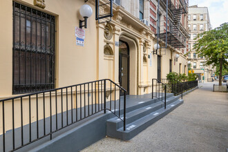 66 Saint Nicholas Ave in New York, NY - Building Photo - Building Photo