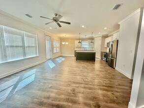 65 Laurel Oaks Dr in Freeport, FL - Building Photo - Building Photo