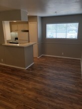 Luau Apartments in Dallas, TX - Building Photo - Building Photo