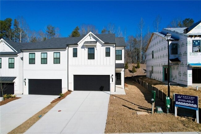 7325 Mulberry St in Flowery Branch, GA - Building Photo - Building Photo