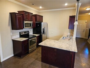 2652 N Valencia Ave in Fayetteville, AR - Building Photo - Building Photo