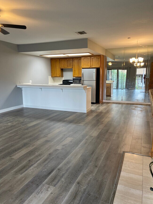 17200 Newhope St Apartments and Nearby Fountain Valley Apartments For