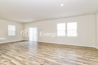 5519 Hydrangea St in Winston-Salem, NC - Building Photo - Building Photo