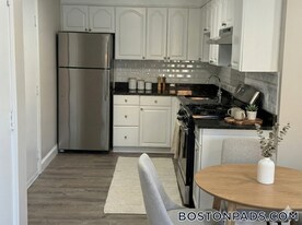 19 Kenmar Dr, Unit 35 in Billerica, MA - Building Photo