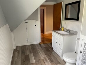 428 High St in Bridgewater, MA - Foto de edificio - Building Photo