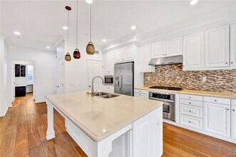 34 Somerton in Irvine, CA - Building Photo - Building Photo