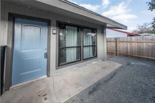 2610 Ektom Dr in Austin, TX - Building Photo