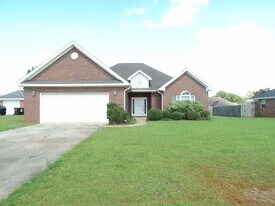 176 Hannah Rd in Daleville, AL - Building Photo