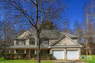 4196 Defoors Farm Dr in Powder Springs, GA - Building Photo