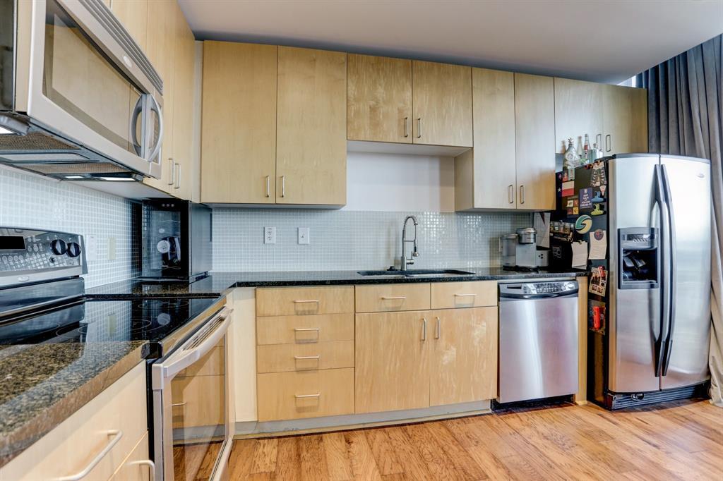 5925 Almeda Rd Photo