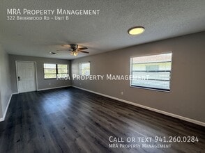 322 Briarwood Rd in Venice, FL - Building Photo - Building Photo