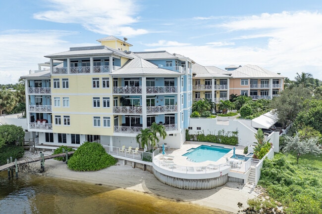 The Moorings at Lantana in Lantana, FL - Building Photo - Building Photo