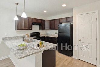 681 Melba St in Jacksonville, FL - Building Photo - Building Photo