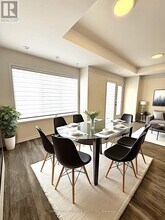 28 Matawin Ln in Richmond Hill, ON - Building Photo - Building Photo