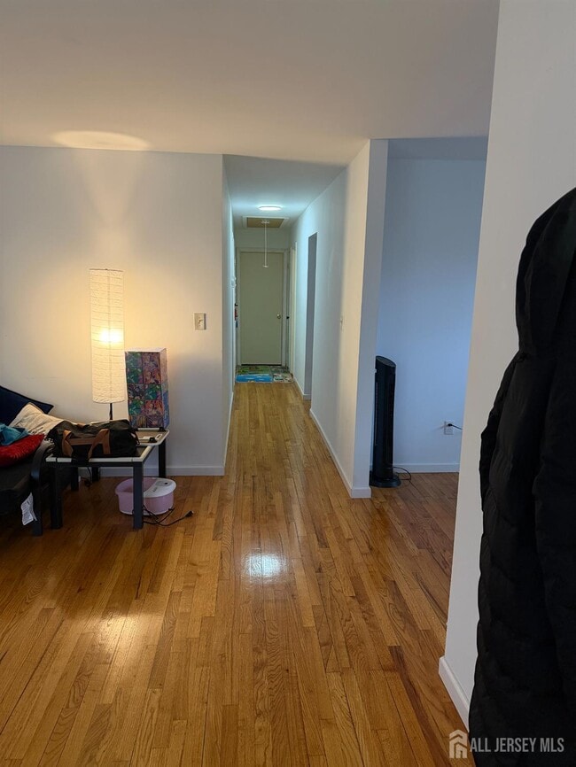 34 Nelson Ave in Edison, NJ - Building Photo - Building Photo