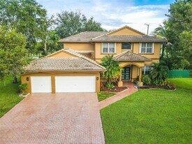 15841 SW 61st St in Davie, FL - Building Photo