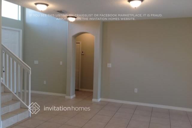 15902 SW 66th Terrace in Miami, FL - Foto de edificio - Building Photo