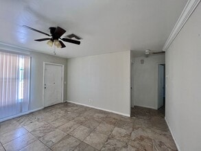 1270 Jeronimo Dr in Naples, FL - Building Photo - Building Photo