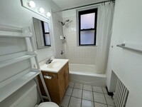 1404 Commonwealth Ave, Unit 1404 in Boston, MA - Building Photo - Building Photo