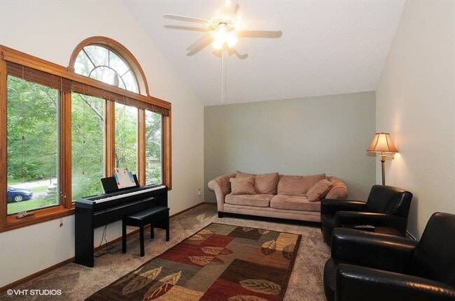 7095 Jocelyn Ct S in Cottage Grove, MN - Building Photo - Building Photo