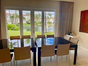 3278 NE 207th Terrace in Aventura, FL - Building Photo - Building Photo