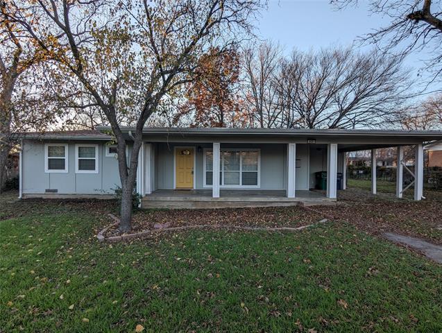 806 Cedar St in McKinney, TX - Building Photo