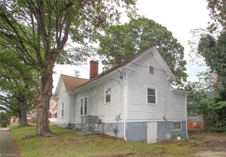 400 E Sprague St in Winston-Salem, NC - Building Photo - Building Photo
