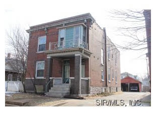 2033 Delmar Ave in Granite City, IL - Foto de edificio - Building Photo