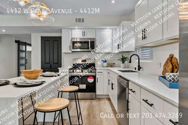 property at 4412 W Pearl Ave