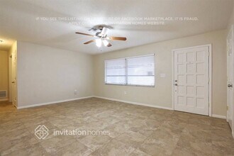 11151 105th Ave N in Largo, FL - Building Photo - Building Photo
