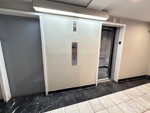 147 Kelton St, Unit 311 in Boston, MA - Foto de edificio - Building Photo