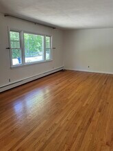 112 Fog Plain Rd in Waterford, CT - Building Photo - Building Photo
