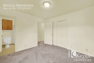 132 Frisbie St in Vallejo, CA - Building Photo - Building Photo